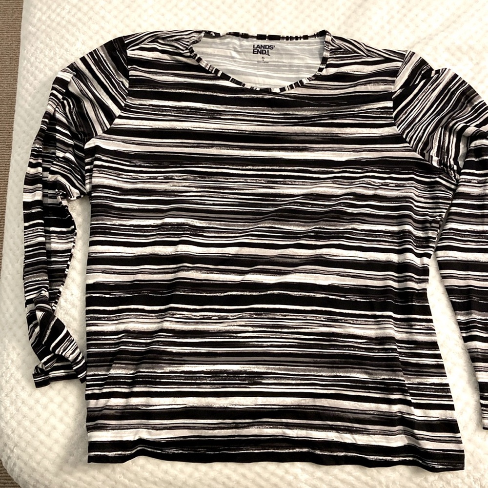Lands end long sleeve rash guard